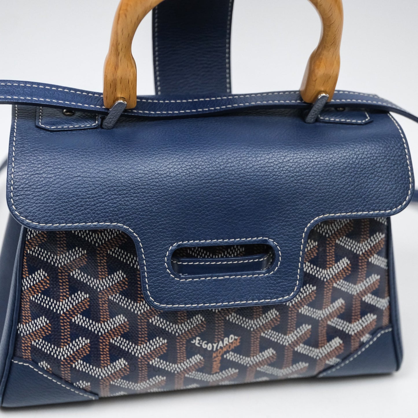 Goyard Saïgon Mini Bag Chevroches Calfskin Navy Silver Hardware