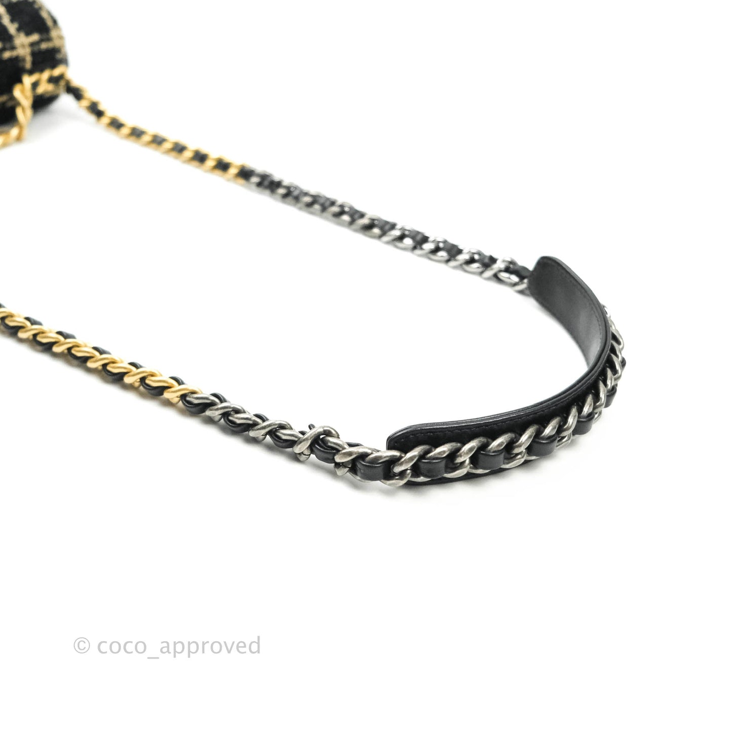 Chanel 19 Small Tweed Black and Gold Mixed Hardware
