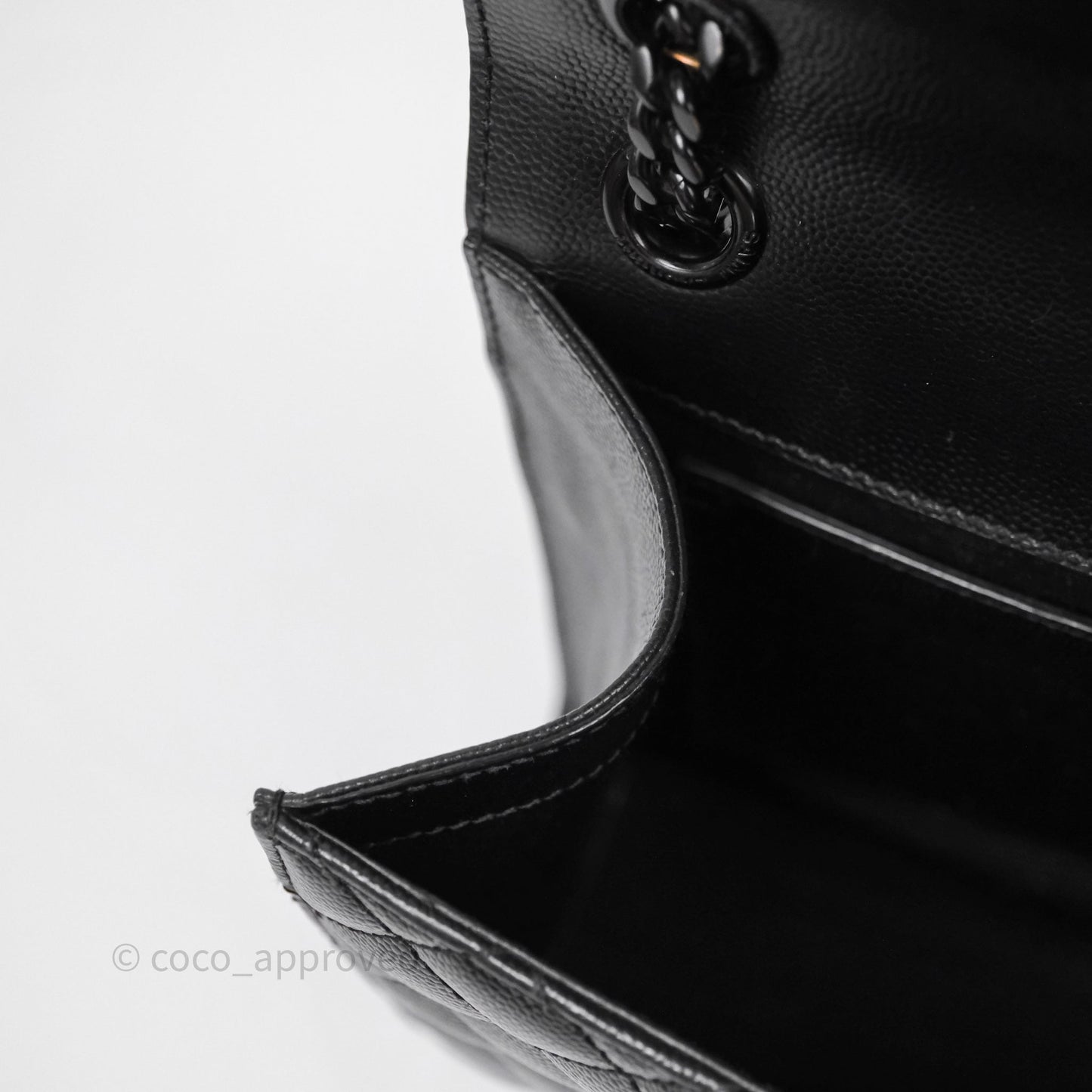 Saint Laurent Envelope Medium So Black Caviar
