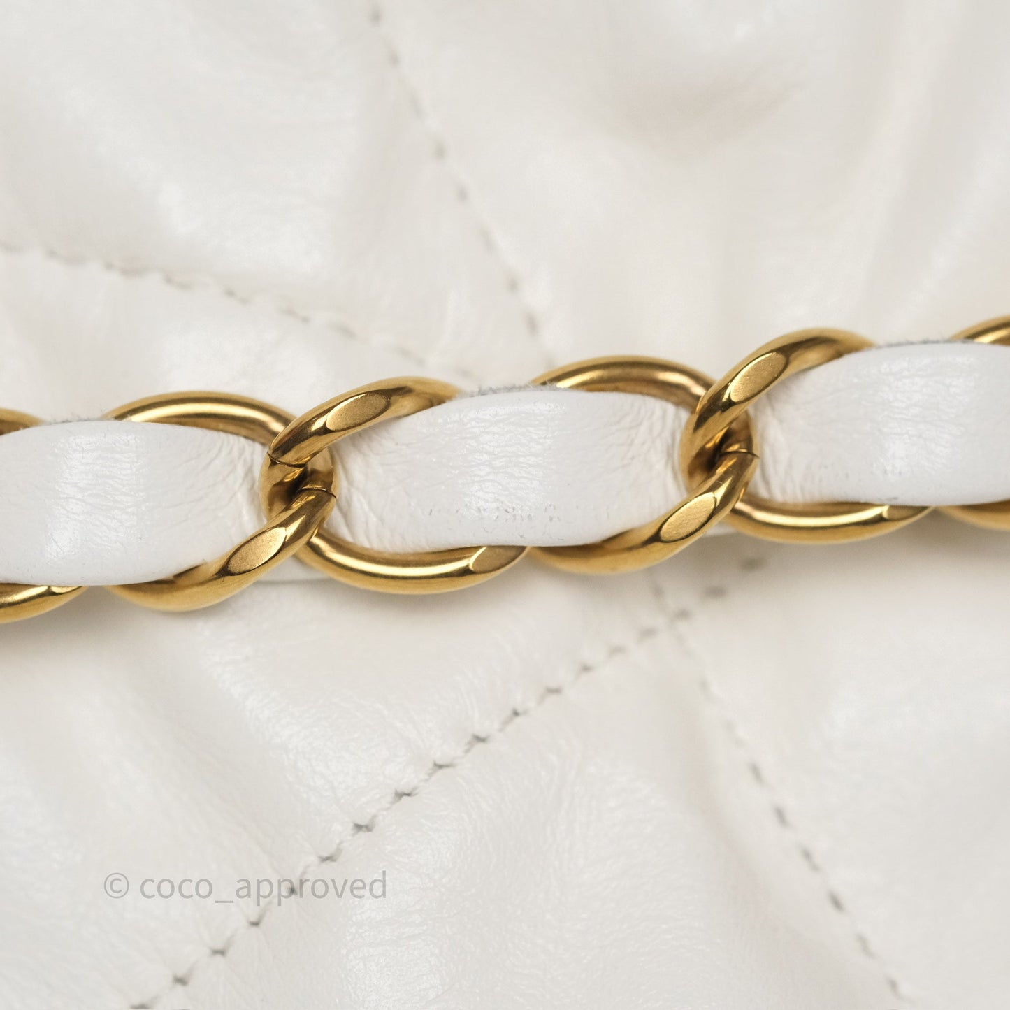 Chanel 22 Medium White Shiny Crumpled Calfskin Aged Gold Hardware