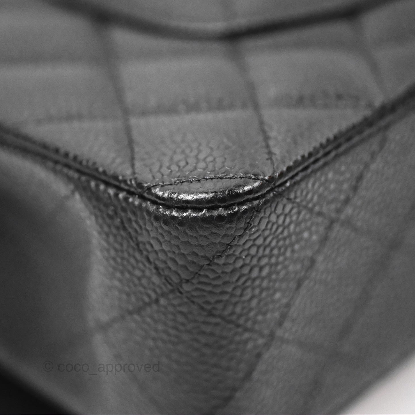 Chanel Classic M/L Medium Flap Quilted Black Caviar Gold Hardware
