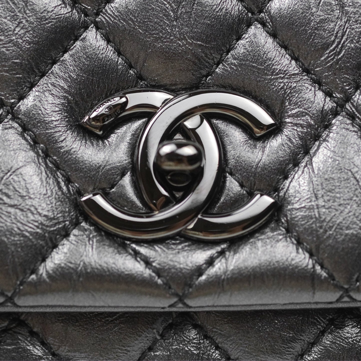 Chanel Medium Coco Handle Quilted Aged Calfskin Iridescent Dark Grey So Black Hardware