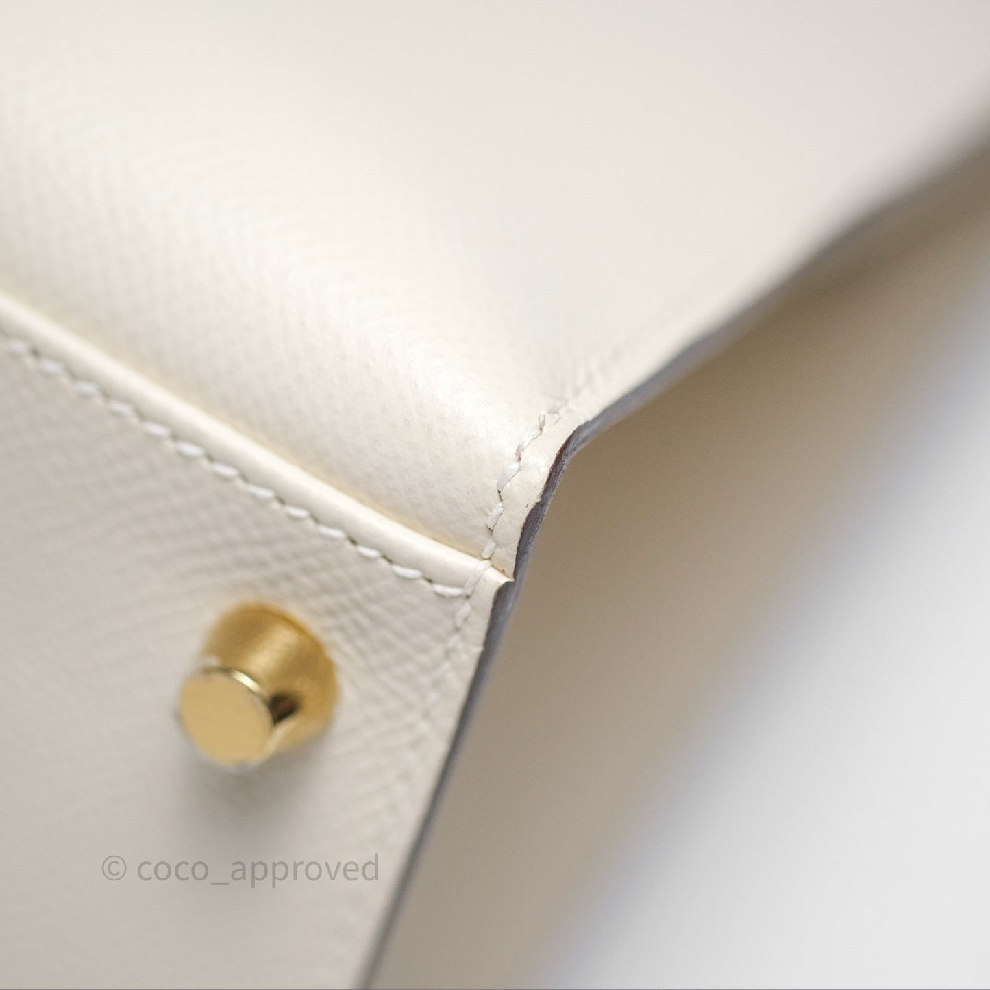 Hermès HSS Sellier Kelly 28 Craie 10 / Amber 9D Epsom Brushed Gold Hardware