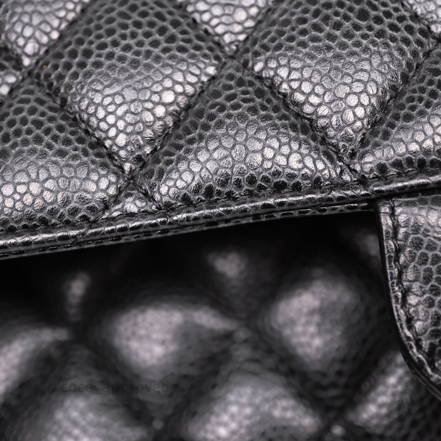 Chanel Classic M/L Medium Flap Quilted Black Caviar Gold Hardware