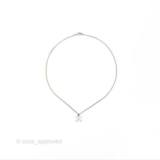 Chanel CC Pearl Necklace Silver Tone 12V