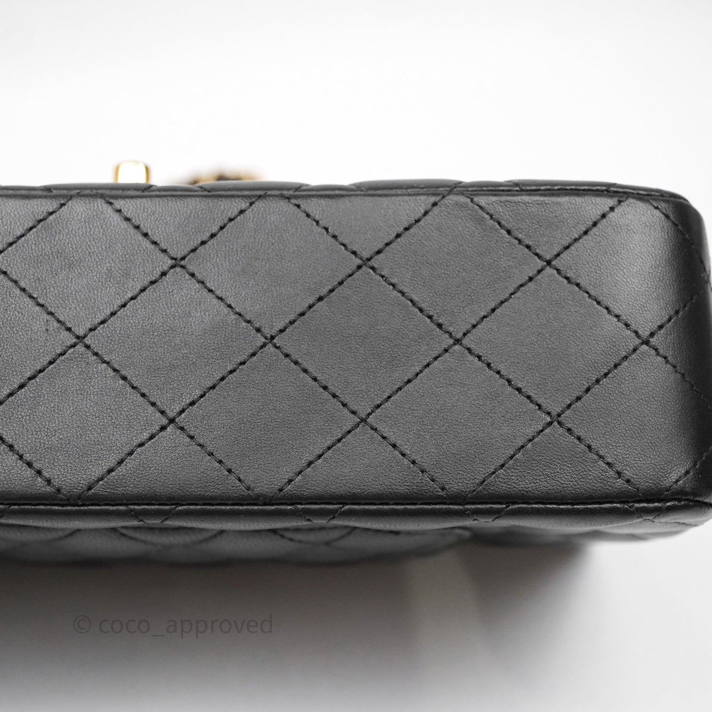 Chanel Classic M/L Medium Flap Quilted Black Lambskin Gold Hardware