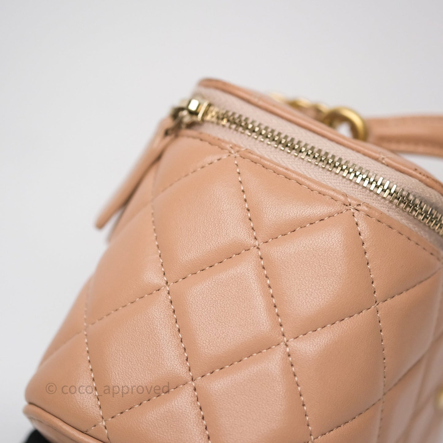 Chanel Vanity Rectangular Top Handle Beige Lambskin Aged Gold Hardware