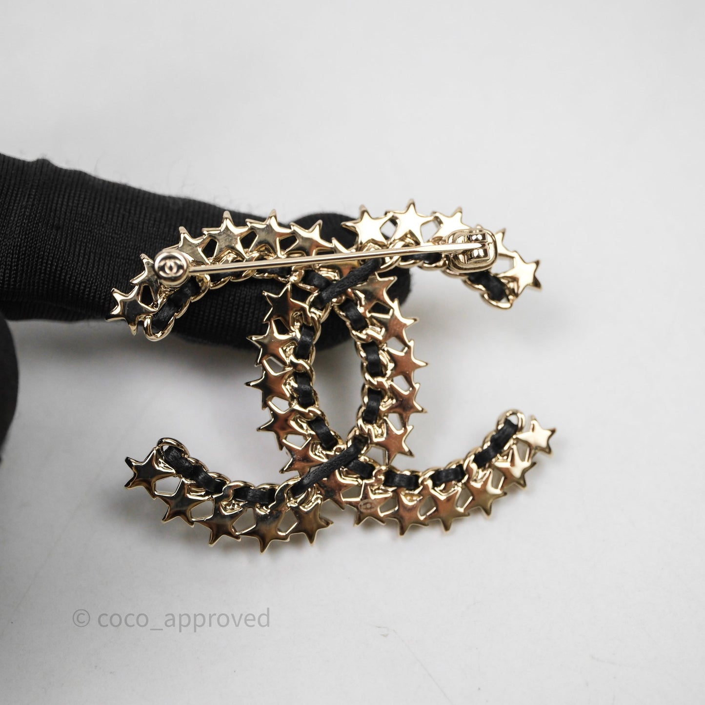 Chanel CC Logo Crystal Star Brooch Gold Tone 23C