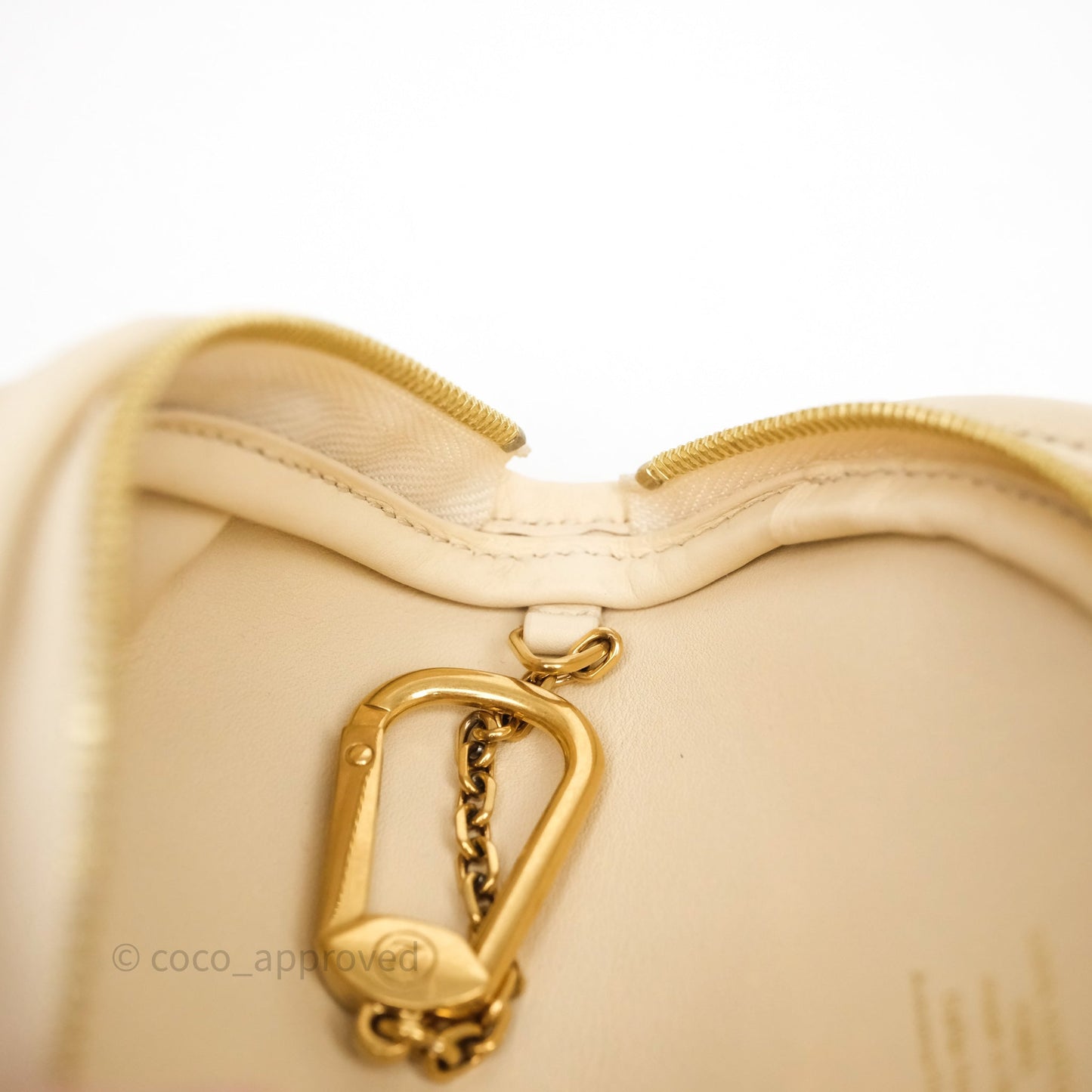 Louis Vuitton Gyoza Key Pouch Beige