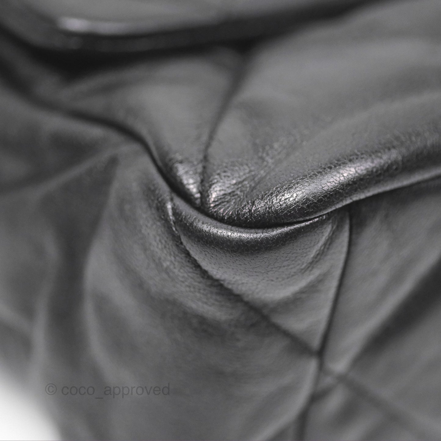 Chanel 19 Medium Black Goatskin Mixed Hardware