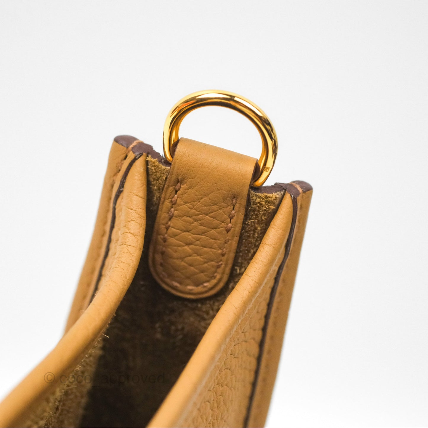 Hermès Mini Evelyne 16 Biscuit 48 Camel Clemence Gold Hardware
