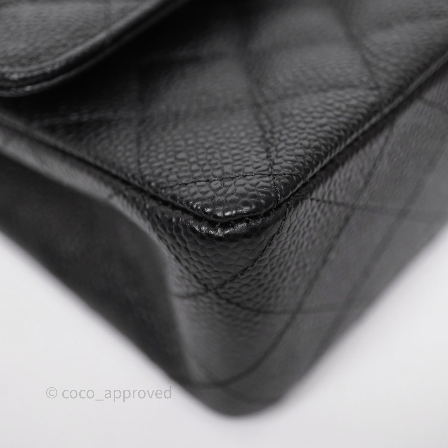 Chanel Classic M/L Medium Flap Quilted Black Caviar Gold Hardware