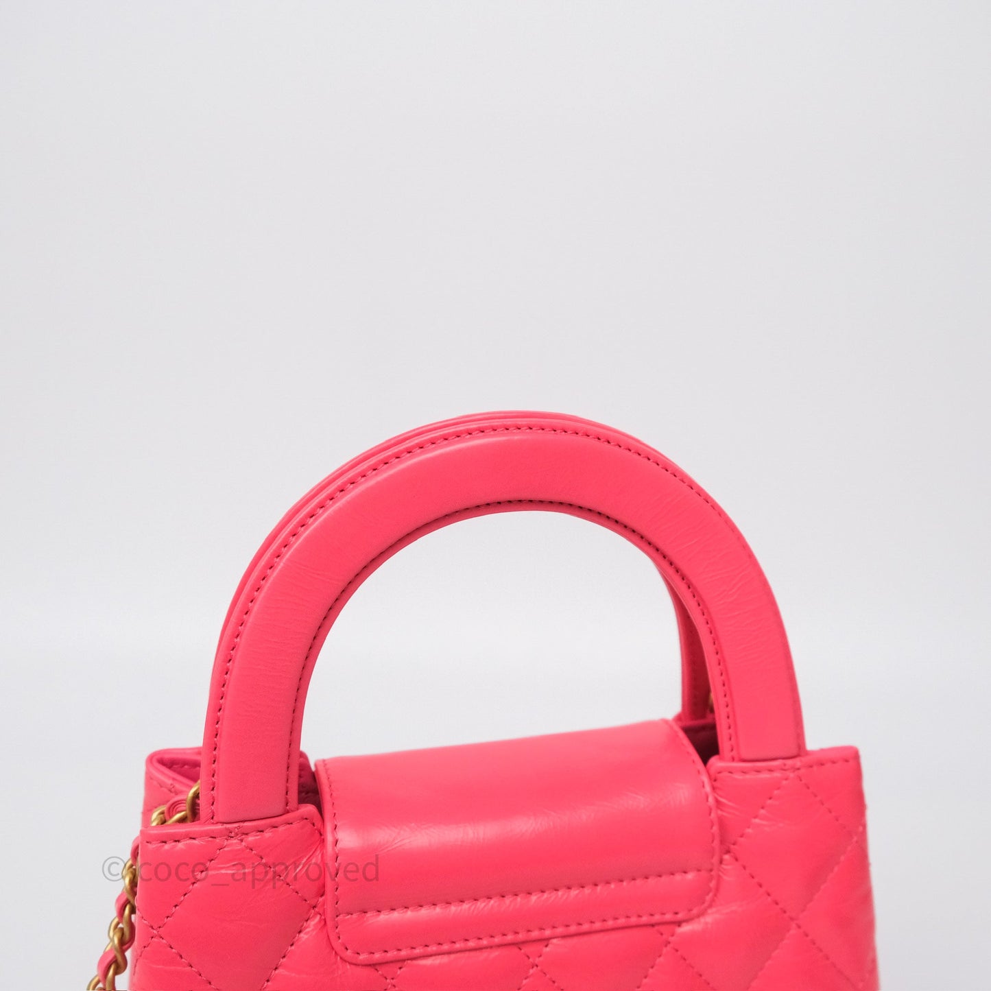 Chanel Kelly Bag Pink Shiny Calfskin Aged Gold Hardware