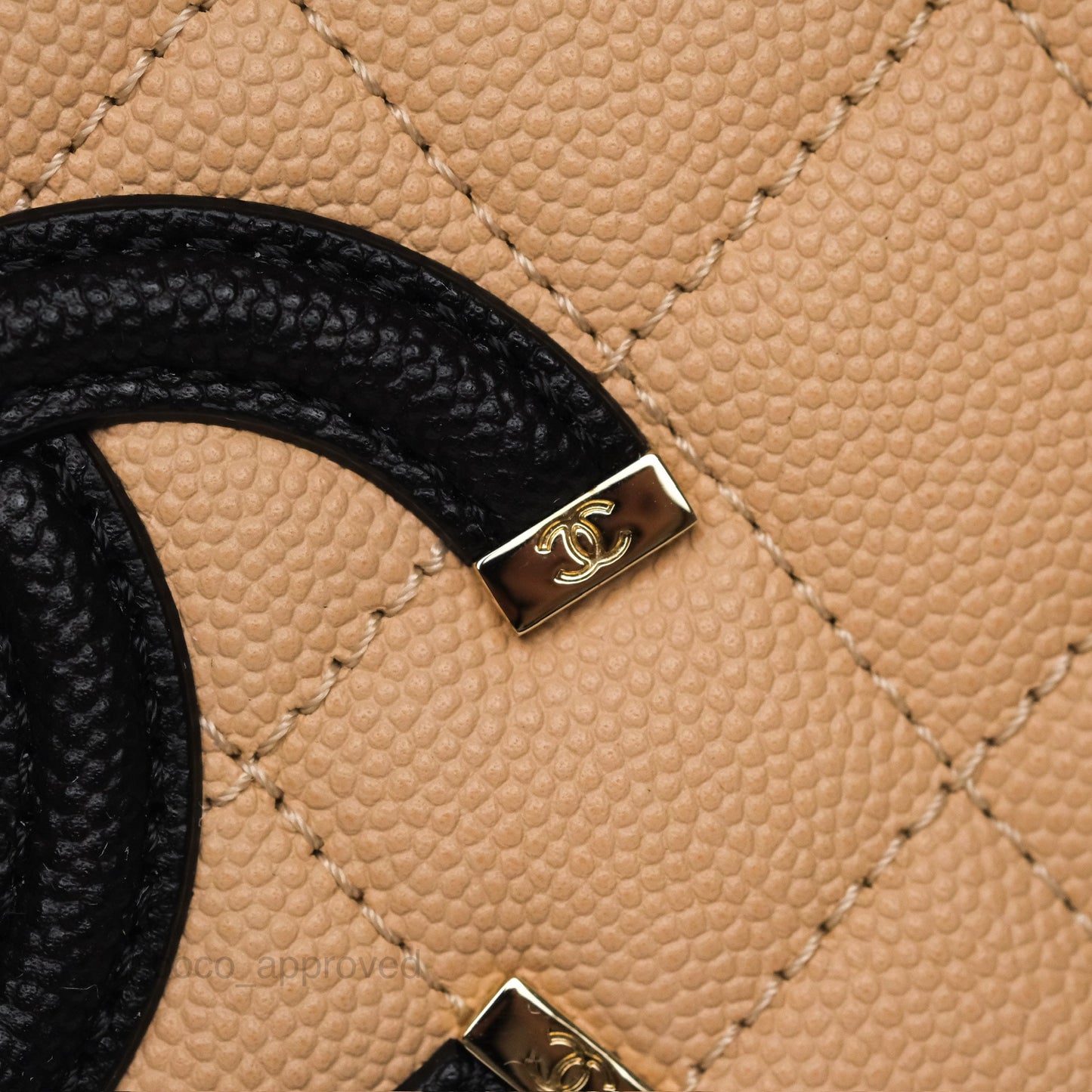 Chanel Quilted Small CC Filigree Vanity Case Black Beige Caviar Gold Hardware