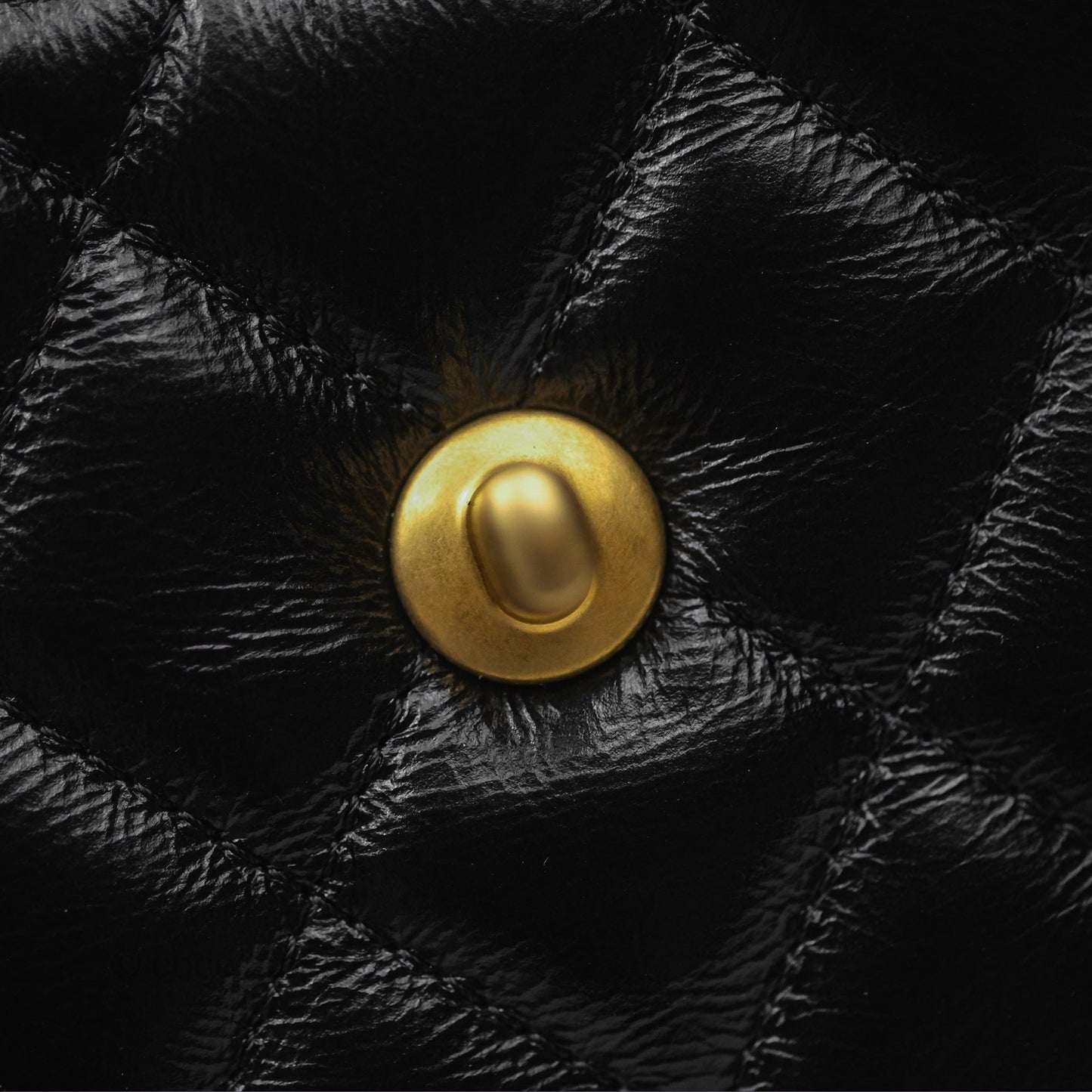 Chanel Kelly Bag Quilted Black Shiny Calfskin Aged Gold Hardware
