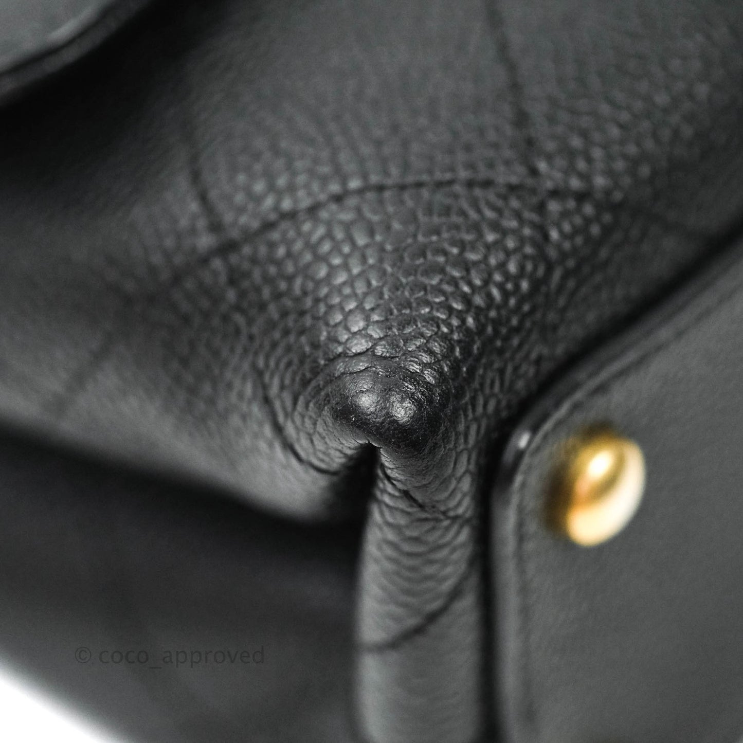 Chanel Chic Affinity Medium Grained Calfskin Black Aged Gold Hardware
