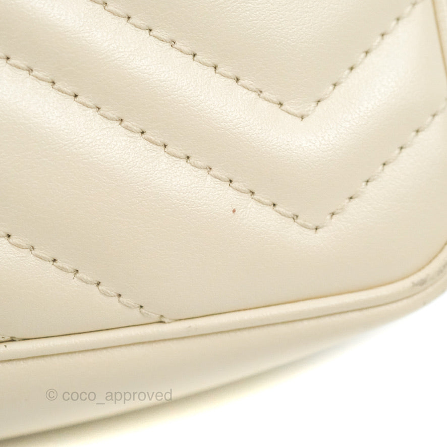 Gucci GG Marmont Matelassé Leather Super Mini Bag Ivory