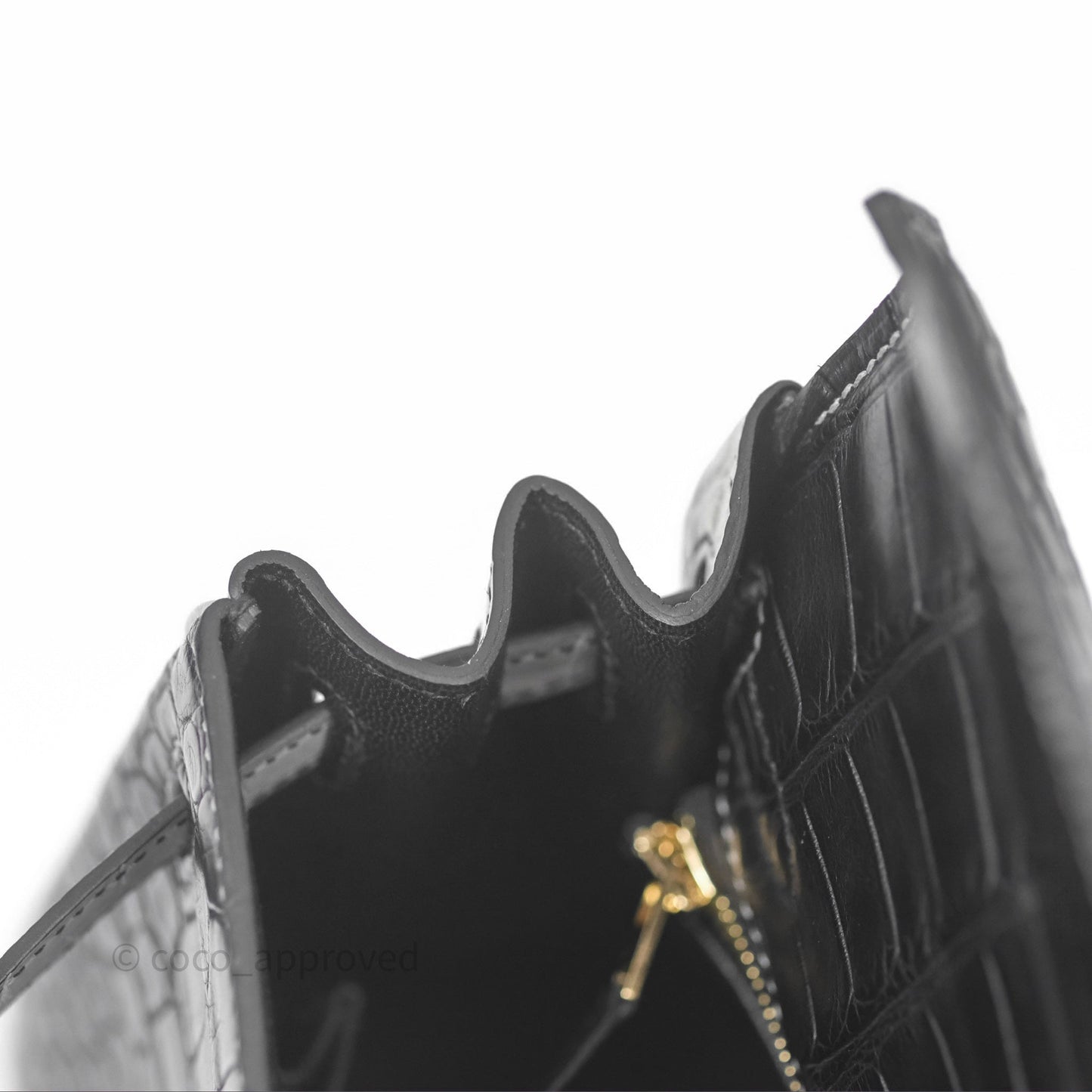 Hermès Retourne Kelly 25 Alligator Perso Noir 89 / Gris Mouette 4Z Brushed Gold Hardware