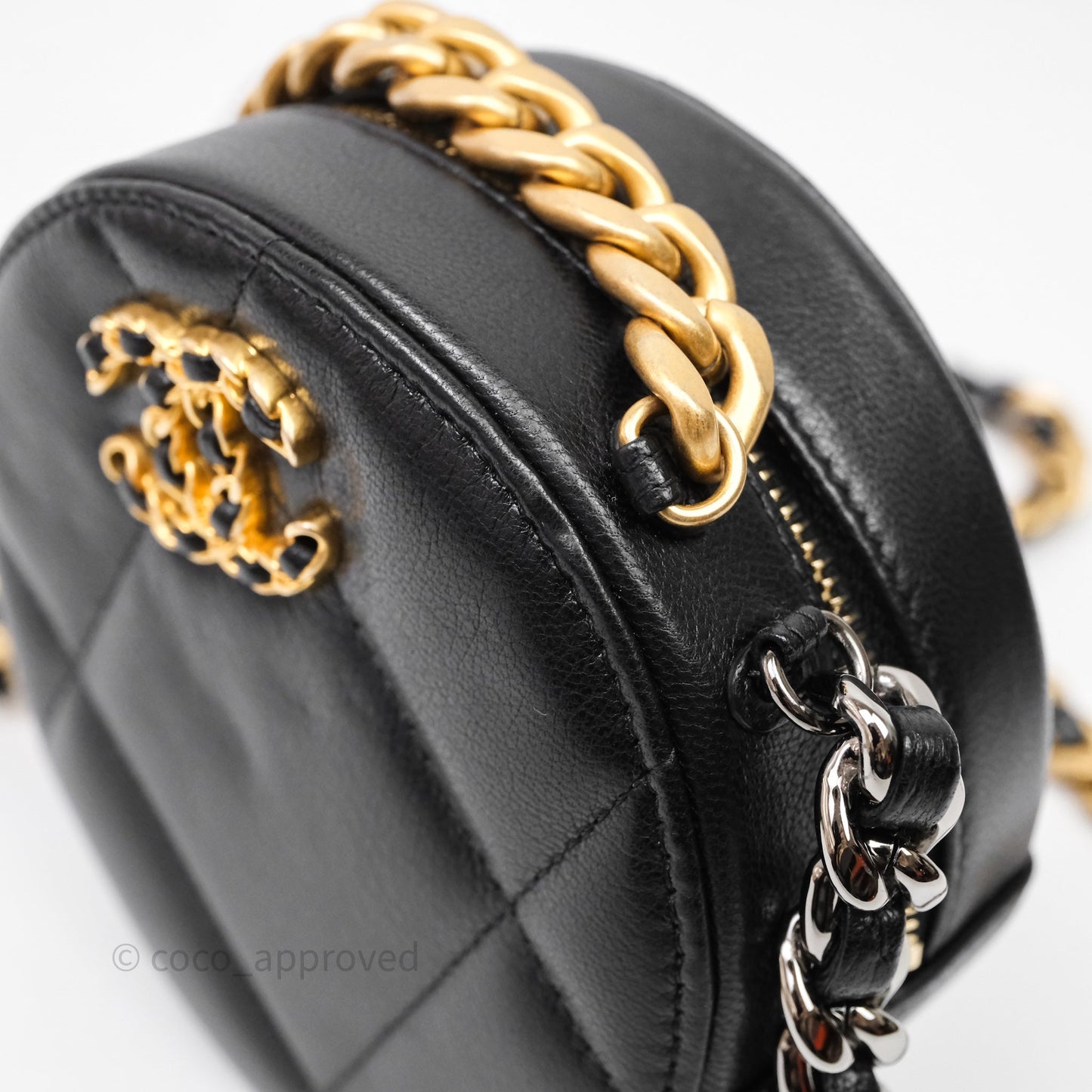 Chanel 19 Round Clutch With Chain Black Mixed Hardware