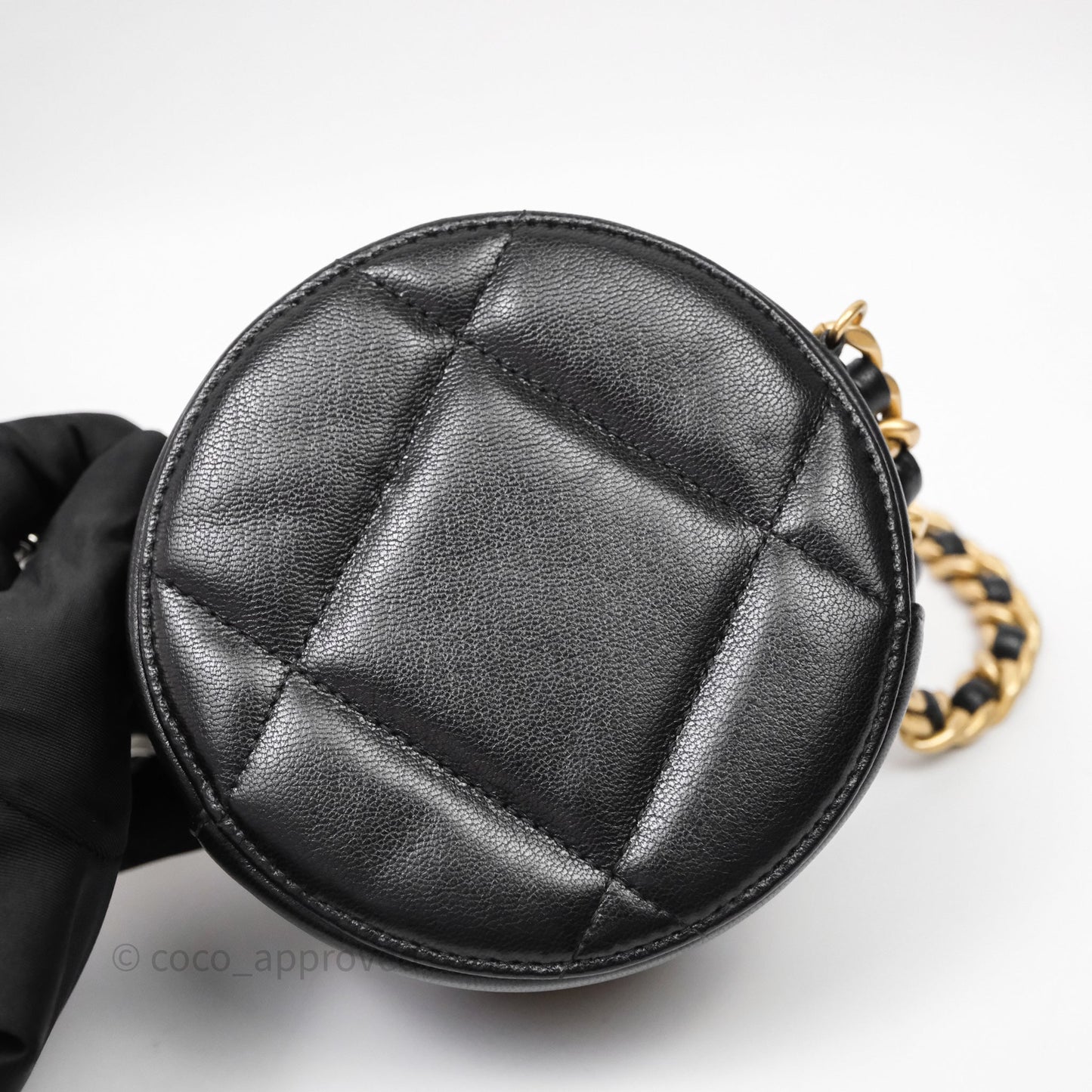 Chanel 19 Round Clutch With Chain Black Mixed Hardware