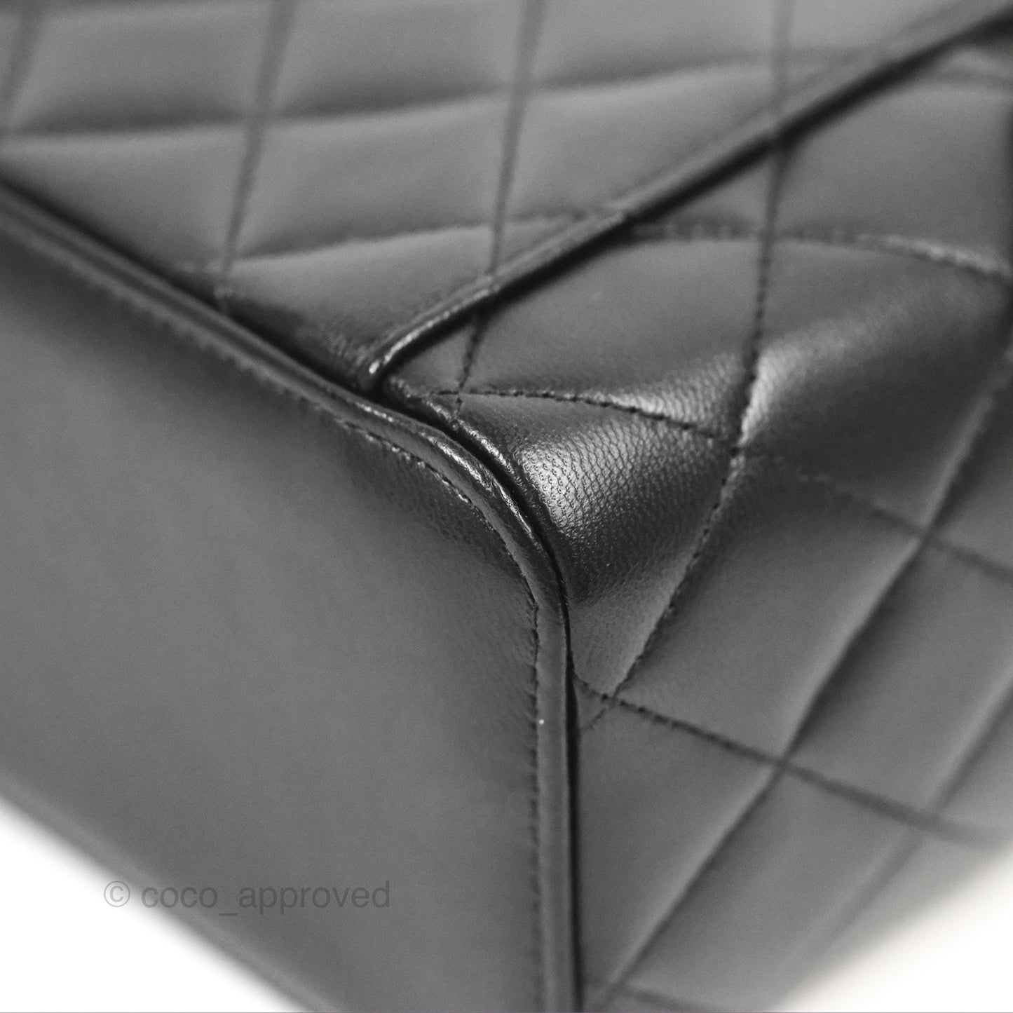 Chanel Vanity With Chain Black Goatskin Aged Gold Hardware