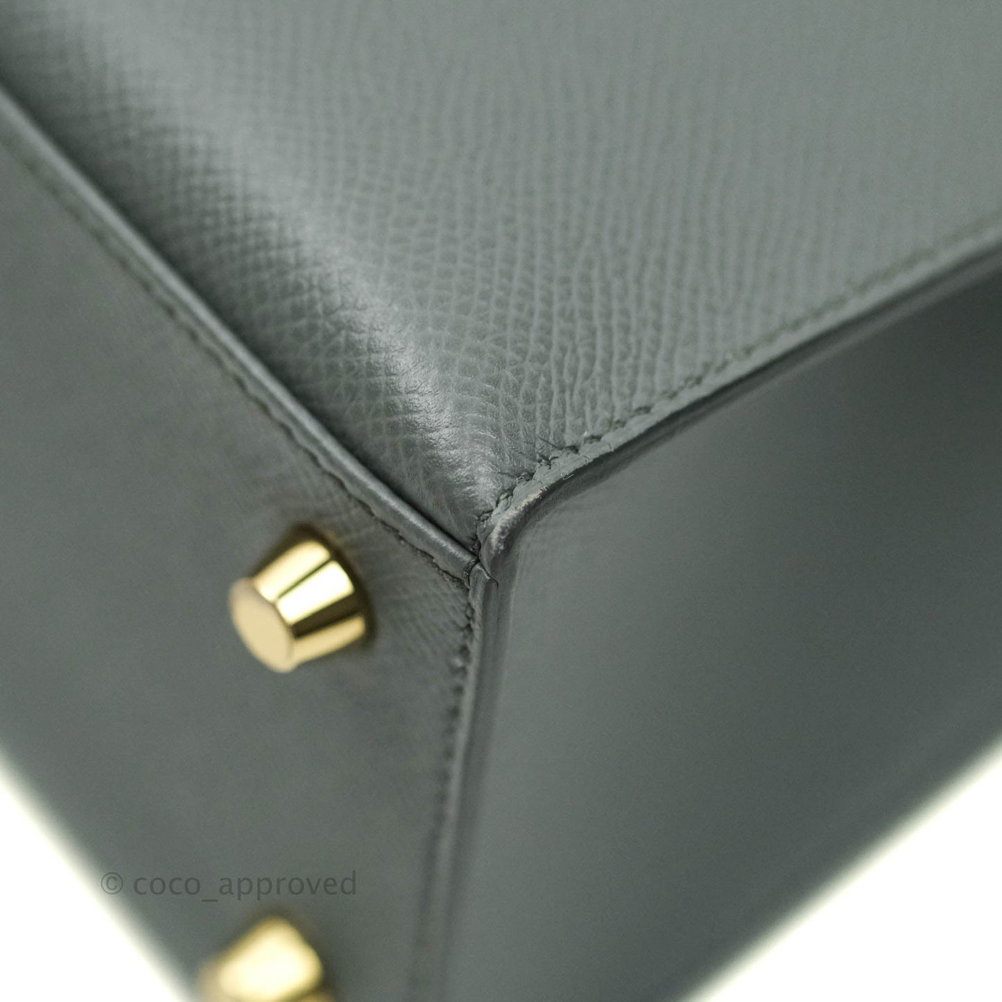 Hermès Kelly 25 Vert Amande Epsom Sellier Gold Hardware