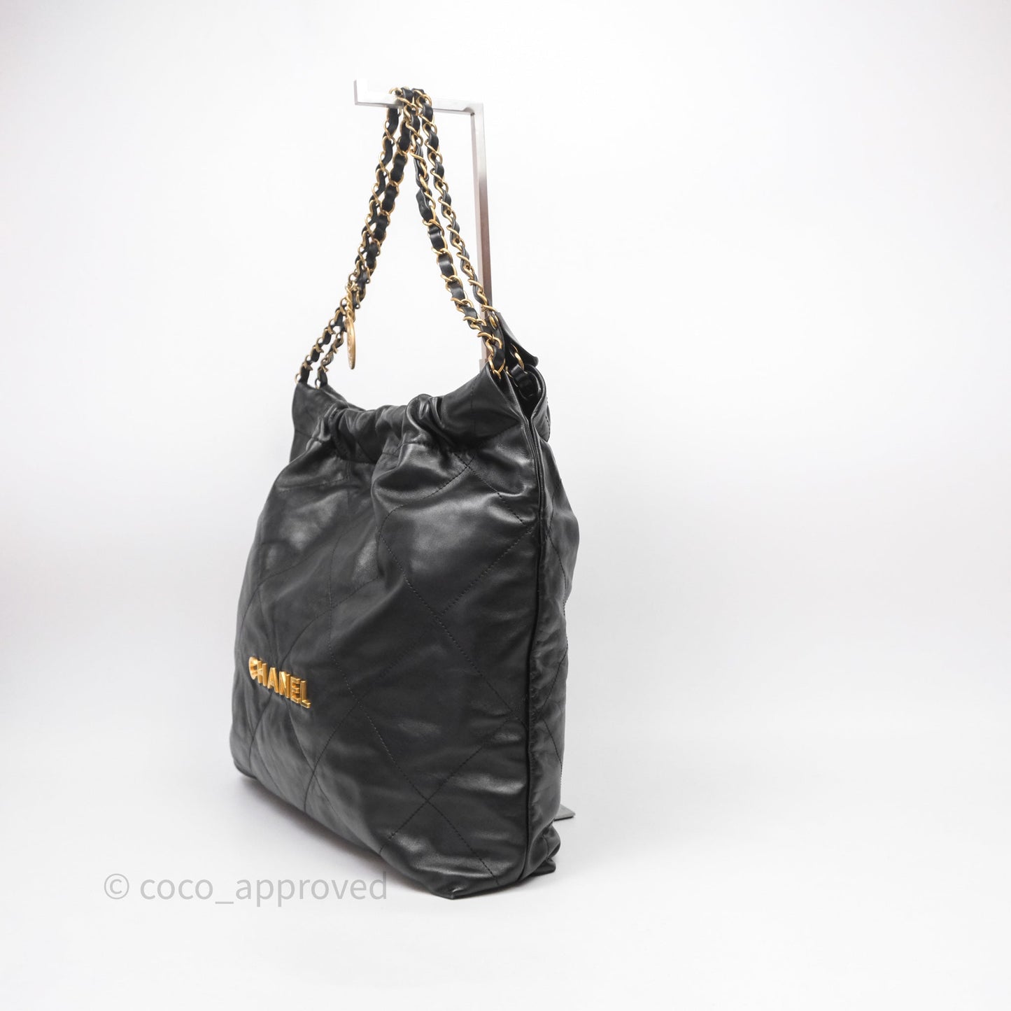 Chanel 22 Bag Medium Black Crumpled Calfskin Aged Gold Hardware