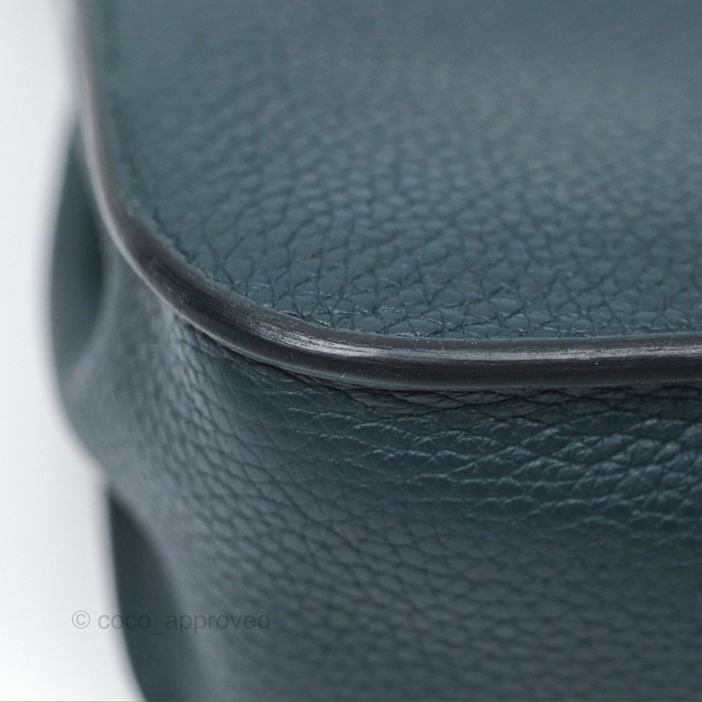 Hermès Halzan 25 Taurillon Clemence 60 Vert Cypres Gold Hardware