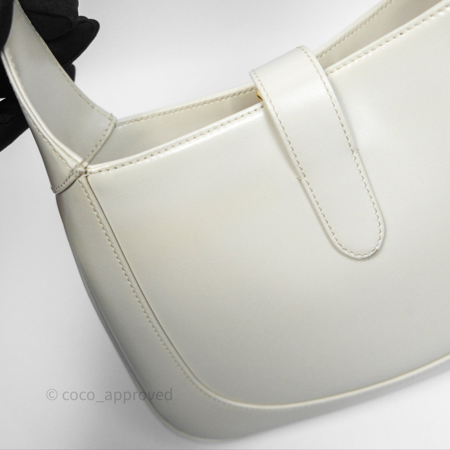 Gucci Jackie 1961 White Small Shoulder Bag Gold Hardware