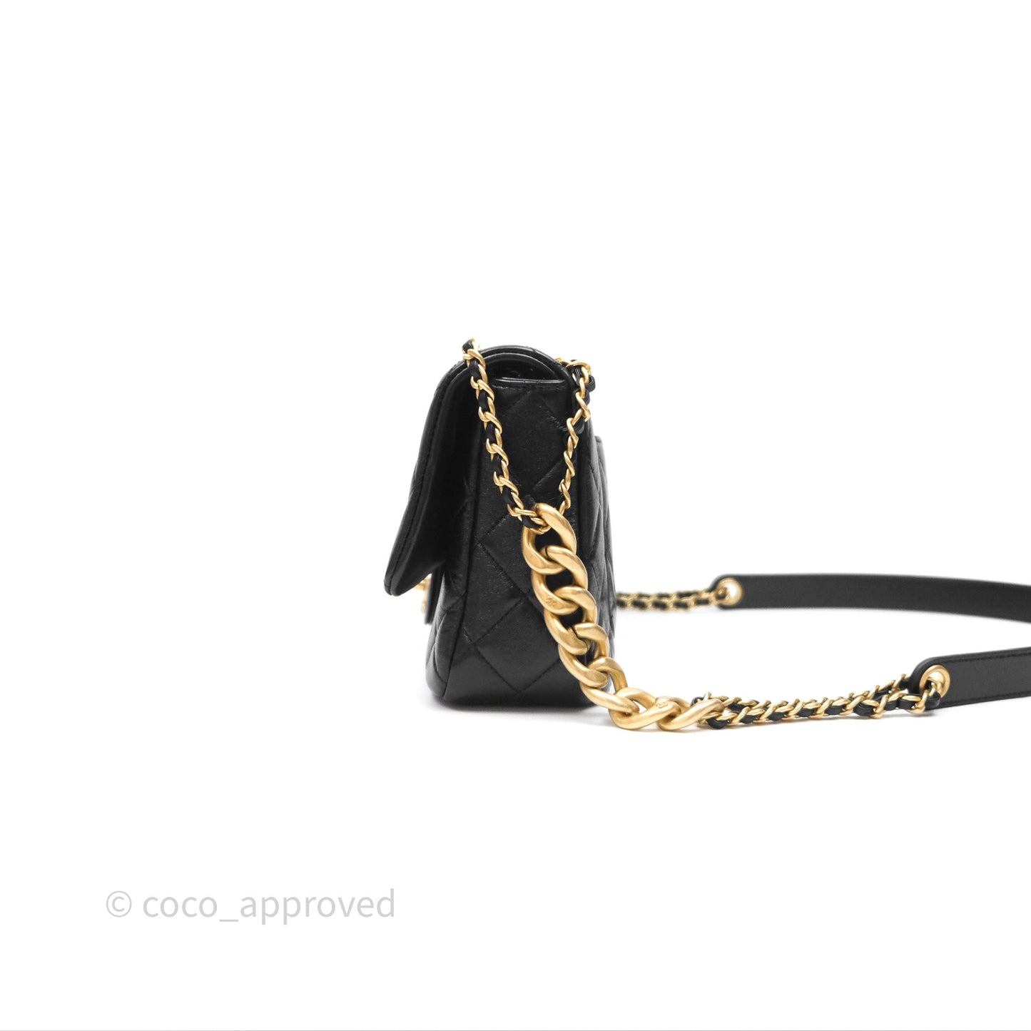 Chanel Quilted Flap Bag Black Lambskin Aged Gold Hardware 22P