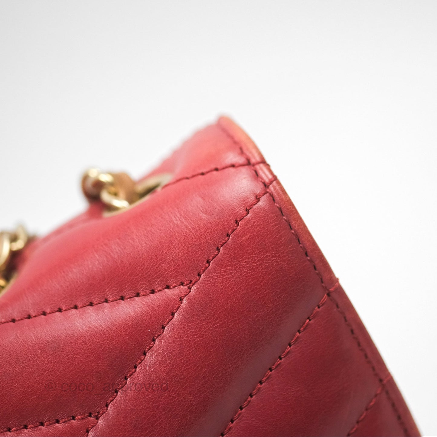 Chanel Chevron Shoulder Bag Red Calfskin Aged Gold Hardware