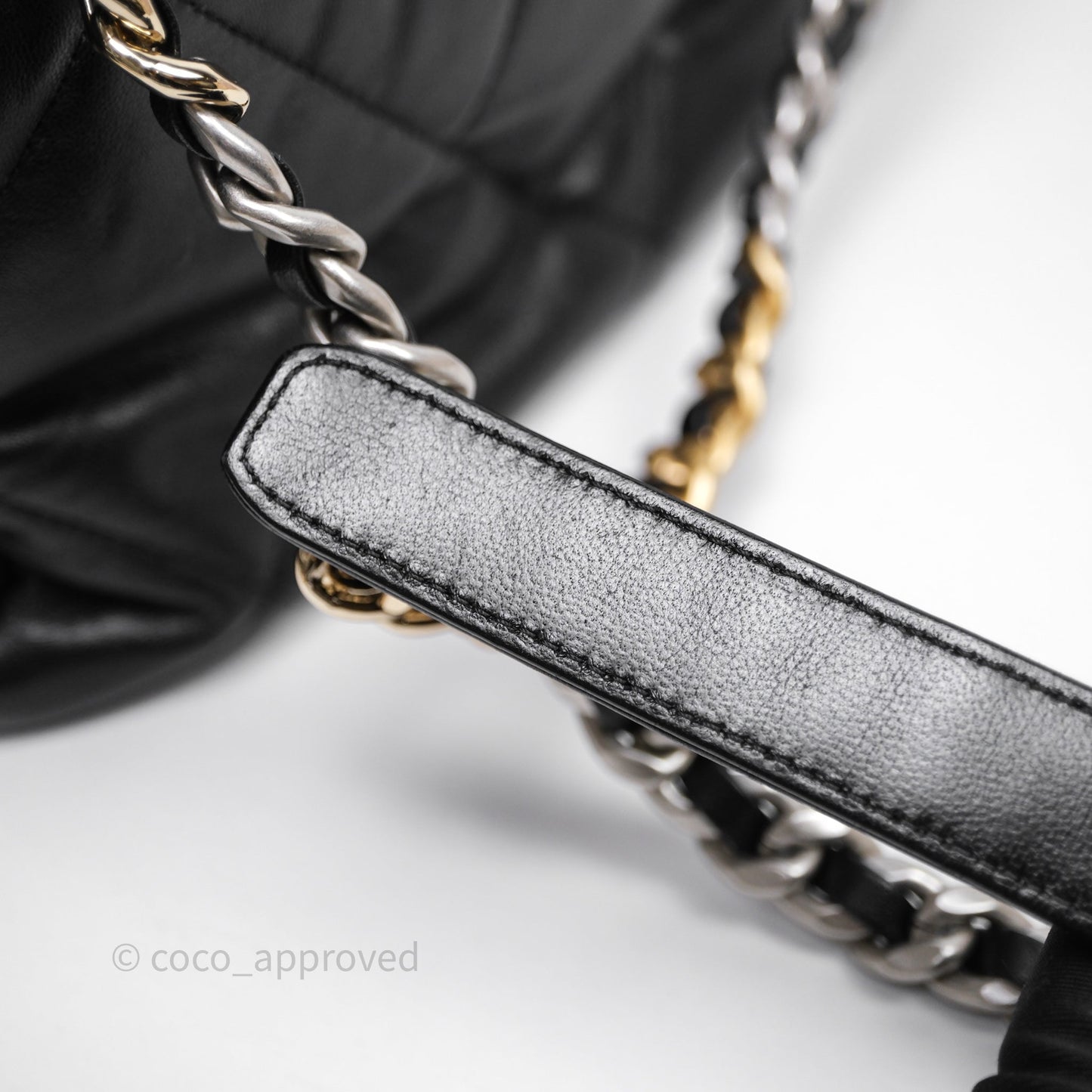 Chanel 19 Medium Black Mixed Hardware