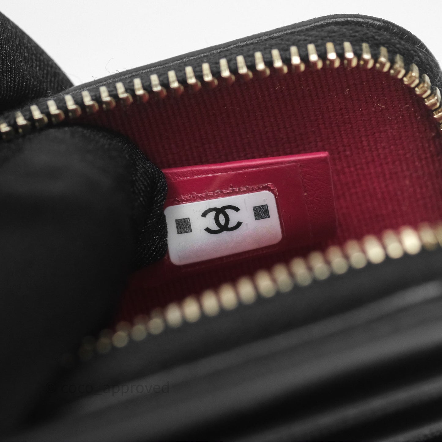 Chanel 19 Black Zipped Coin Purse Lambskin Gold Hardware
