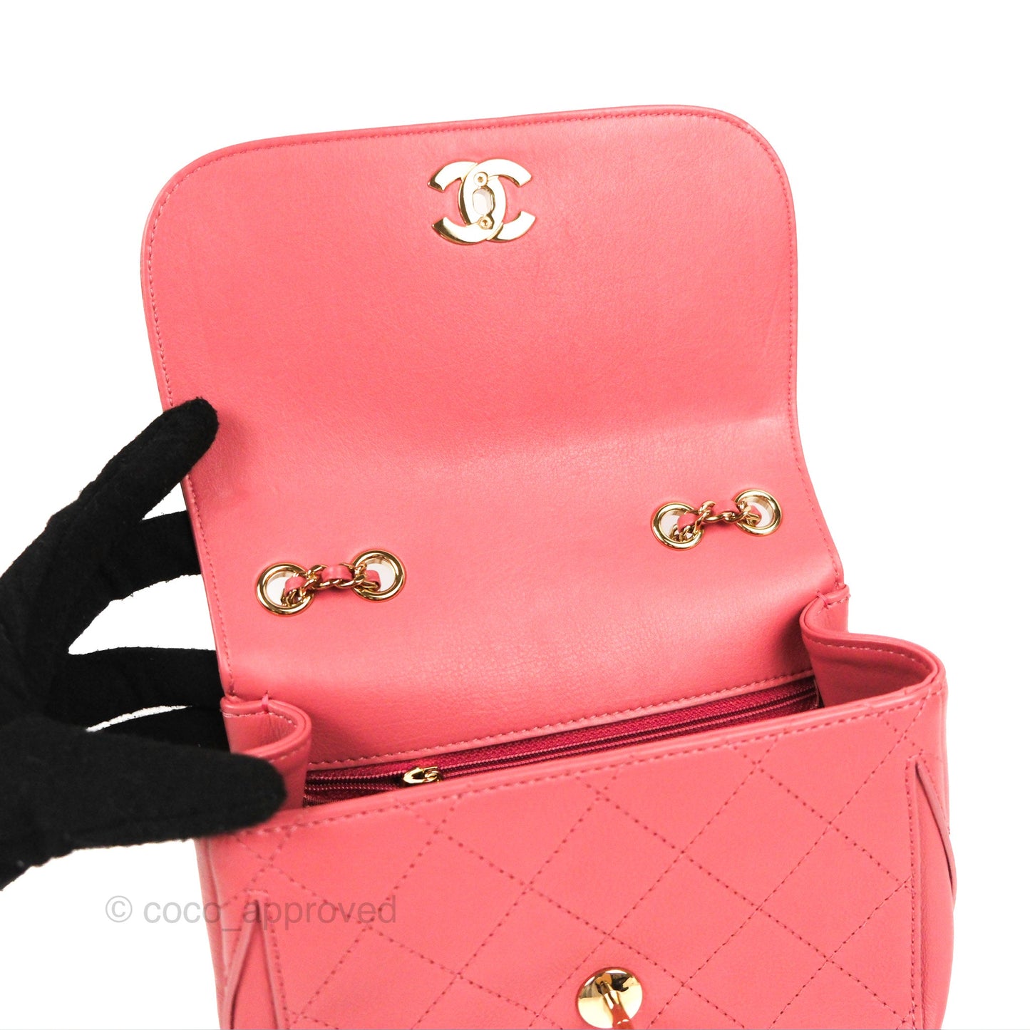 Chanel Small Flat Quilt Round Flap Bag Pink Calfskin Gold Hardware