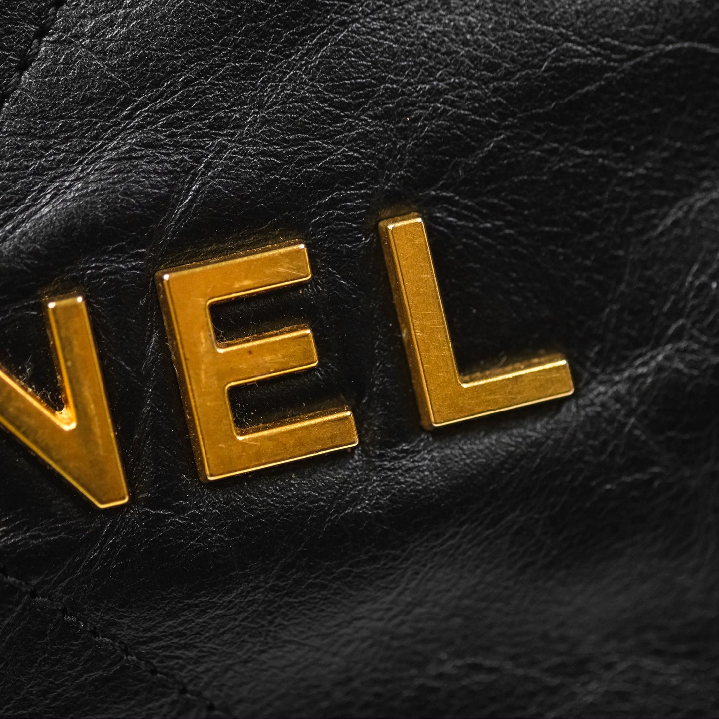 Chanel 22 Bag Medium Black Crumpled Calfskin Aged Gold Hardware