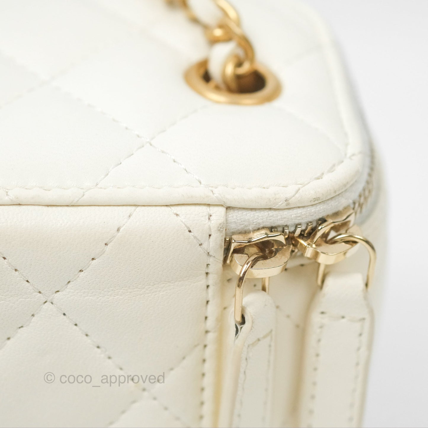 Chanel Mini Pearl Crush Vanity With Chain White Lambskin Gold Hardware