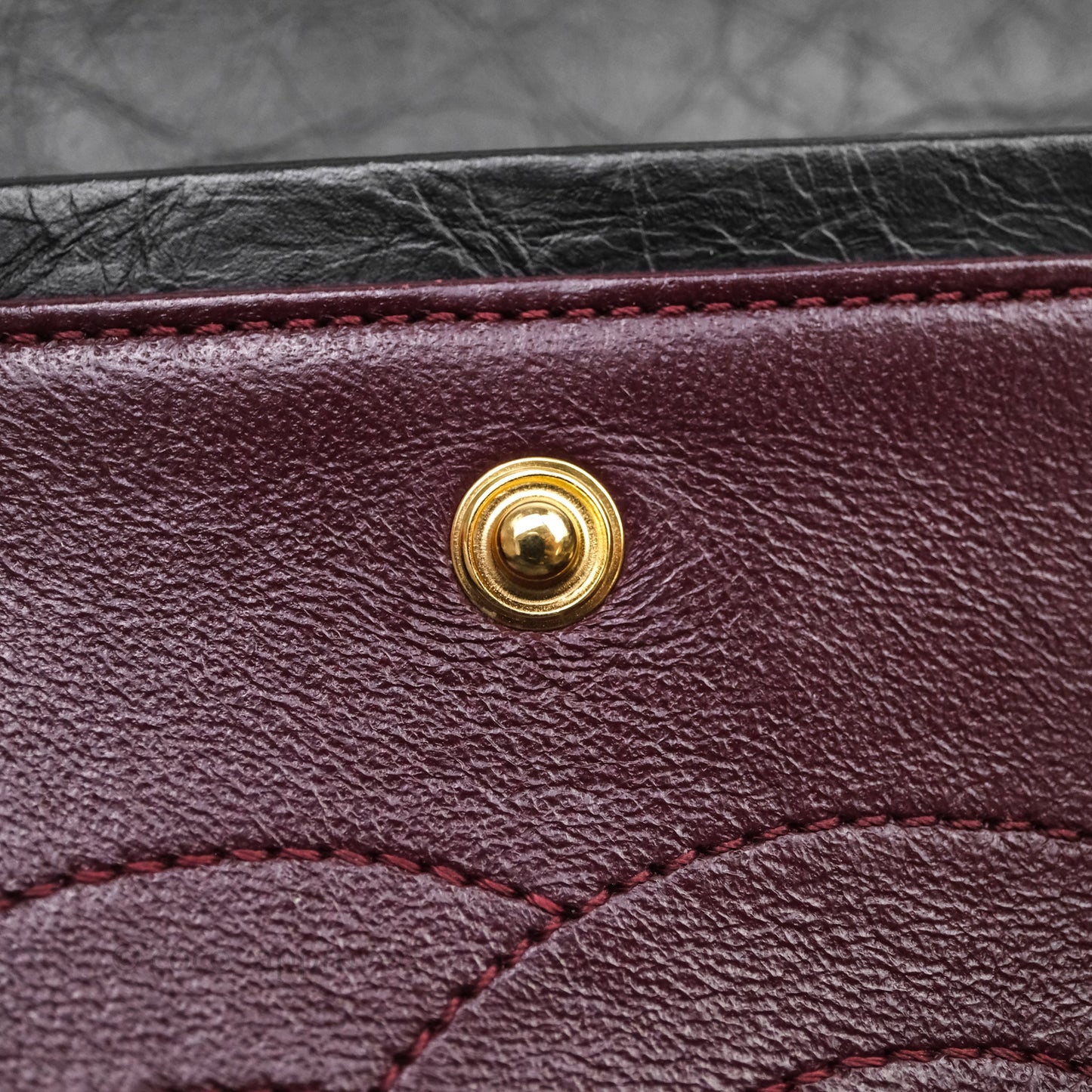 Chanel Reissue 225 Quilted Aged Calfskin Black Aged Gold Hardware