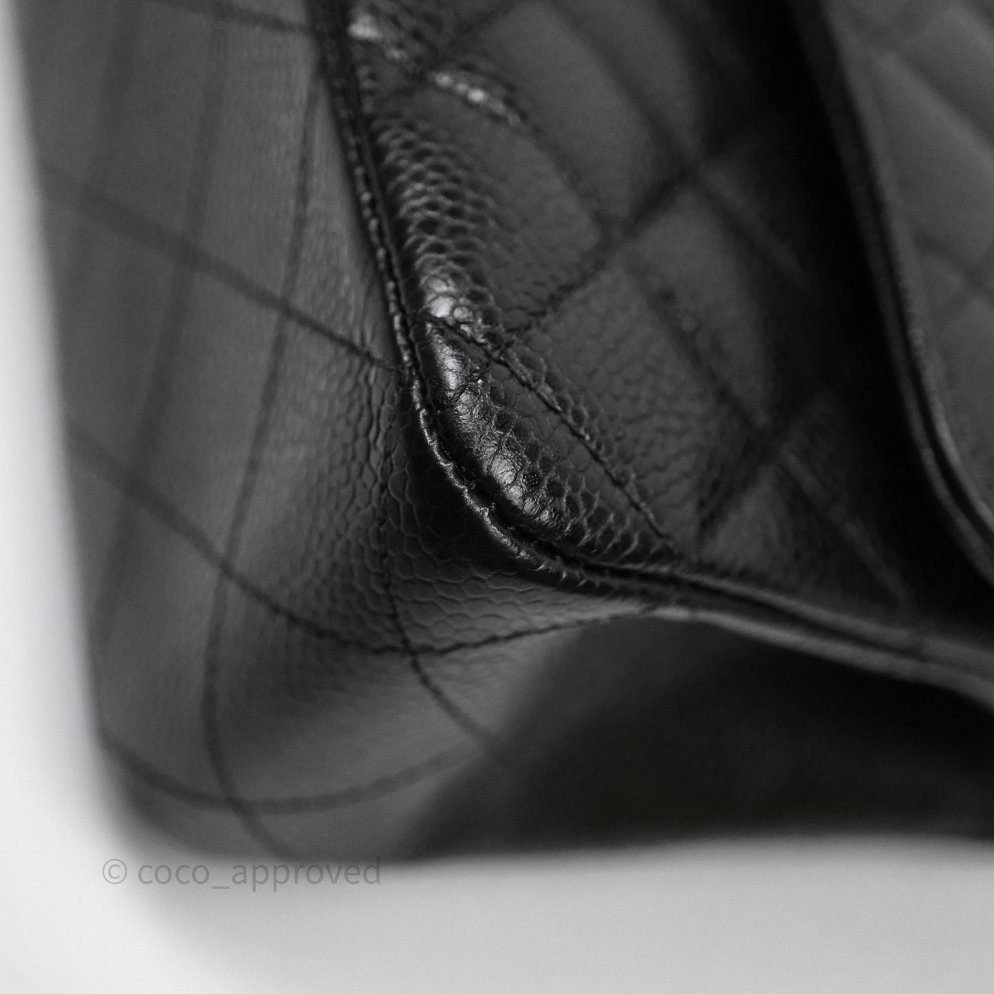 Chanel Classic M/L Medium Flap Quilted Black Caviar Gold Hardware