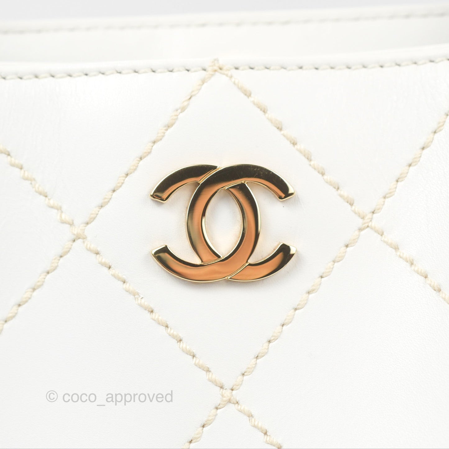 Chanel Vintage Quilted CC Tote Bag White Calfskin Gold Hardware