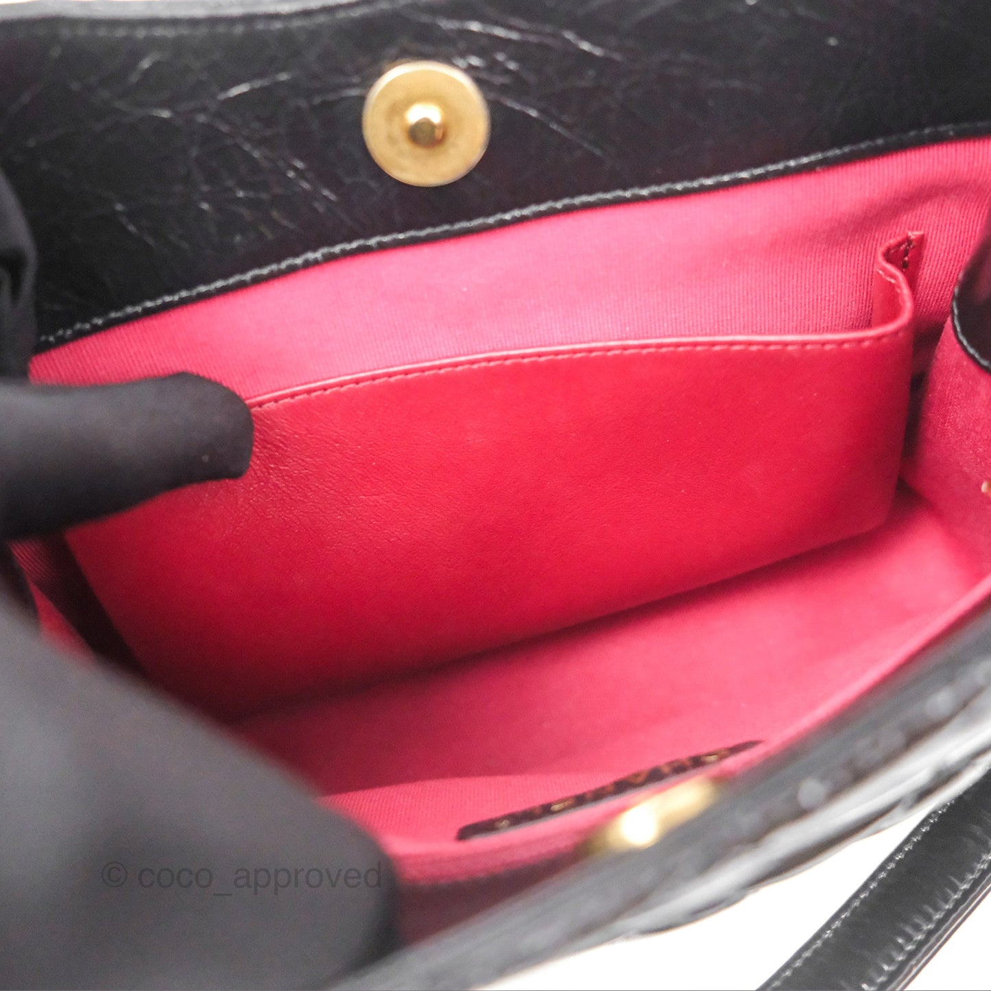Chanel Medium Quilted Wavy CC Hobo Black Patent Aged Gold Hardware