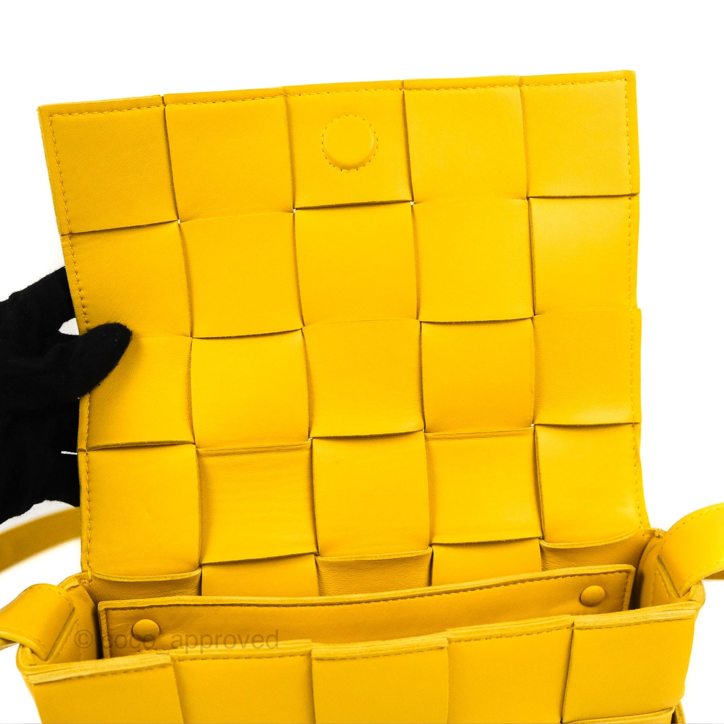 Bottega Veneta Cassette Shoulder Bag Intrecciato Yellow Lambskin