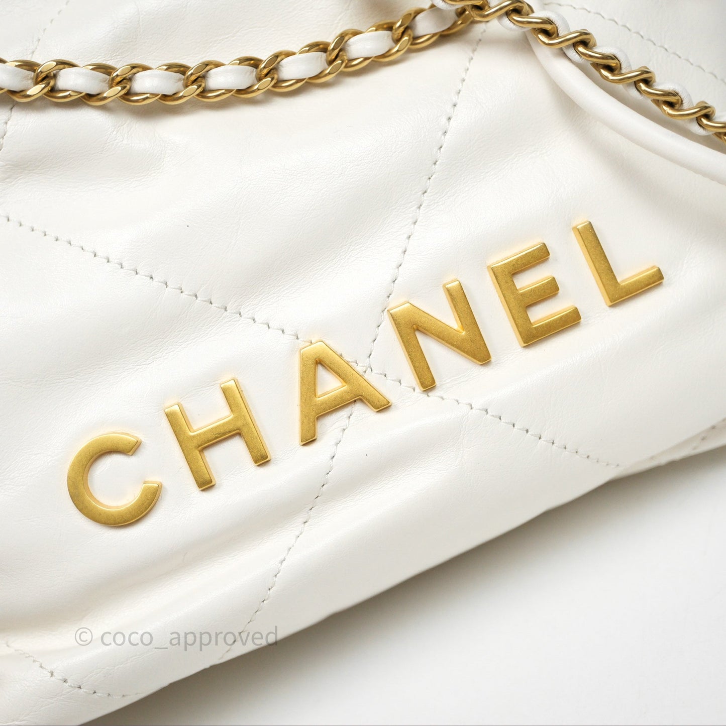 Chanel 22 Mini Bag White Shiny Crumpled Calfskin
