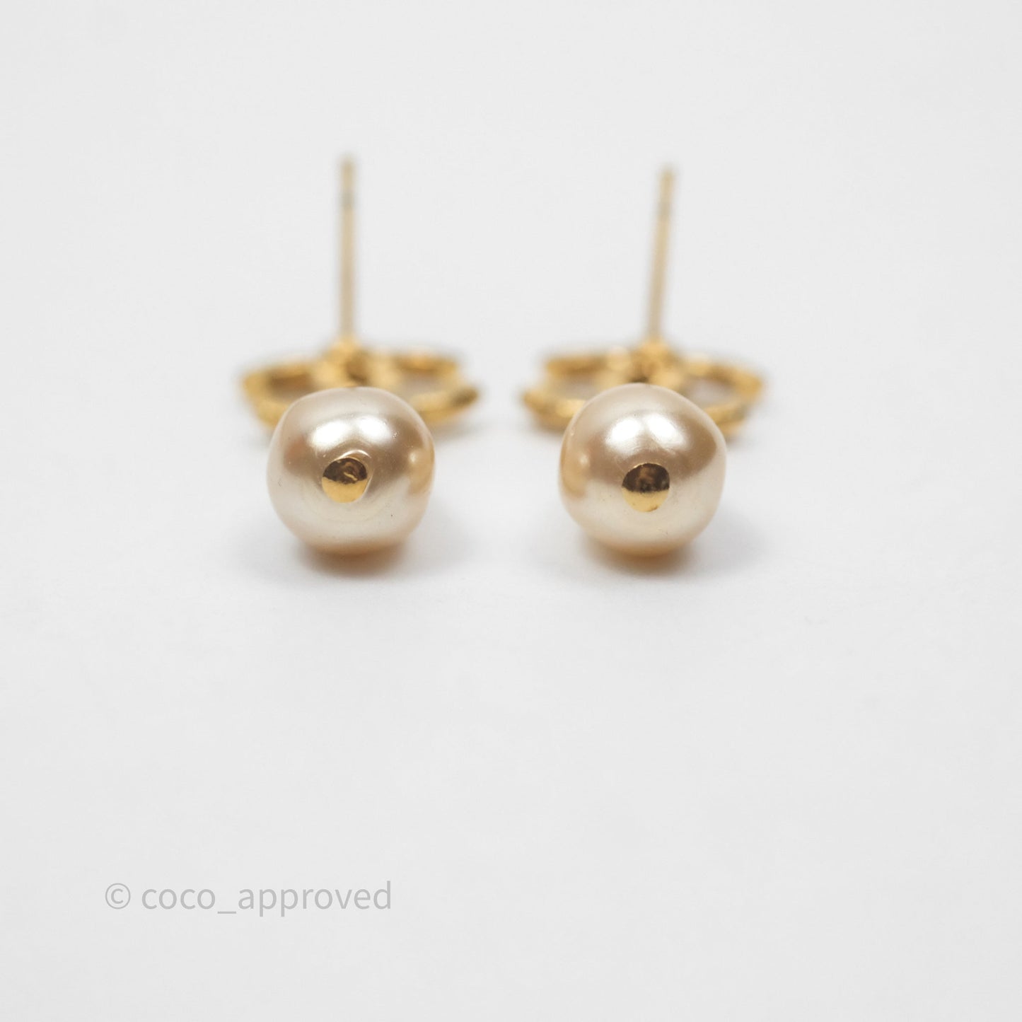 Chanel CC Drop Pearl Earrings Gold Tone 20A