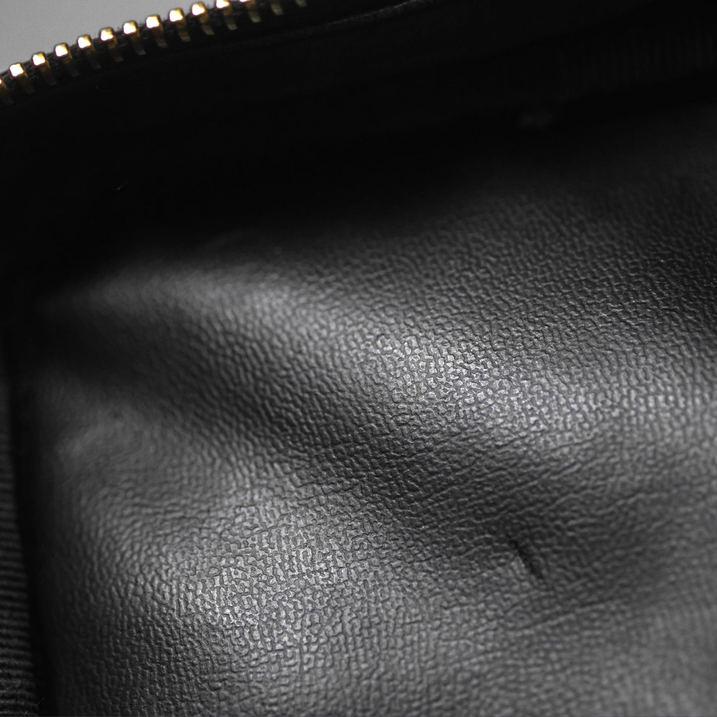 Chanel Vintage Vanity Case Black Caviar Gold Hardware