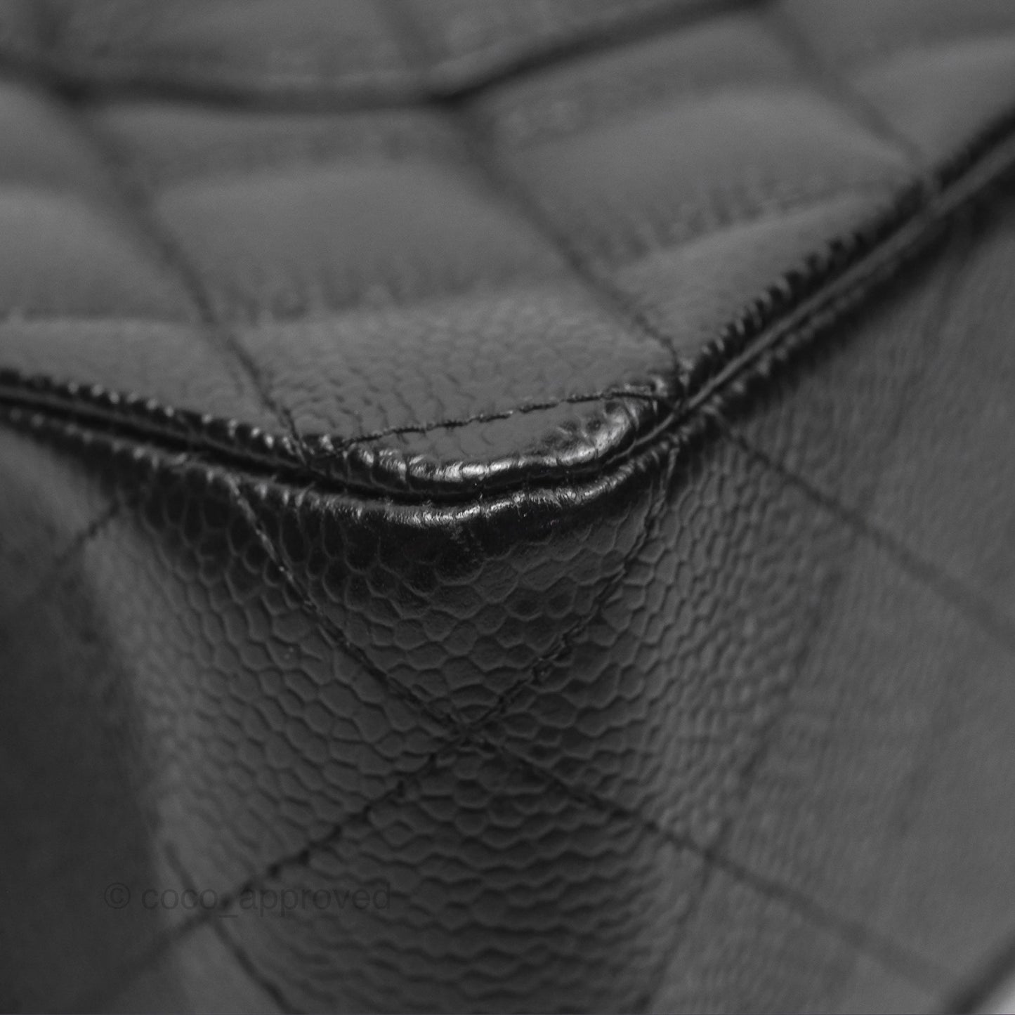 Chanel Classic M/L Medium Flap Quilted Black Caviar Gold Hardware