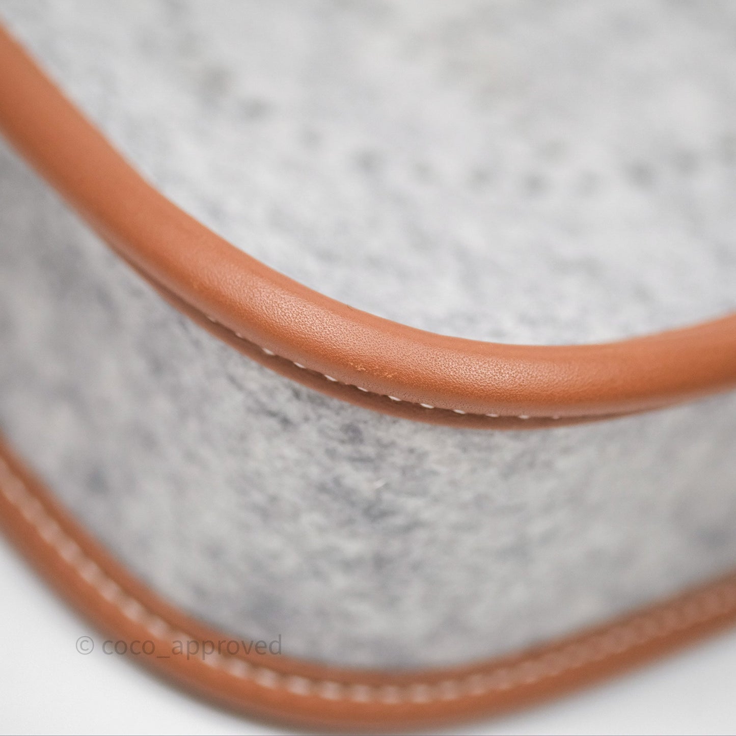Hermès Mini Evelyne 16 Gris Clair/ Gold Wool Feutre Swift Palladium Hardware