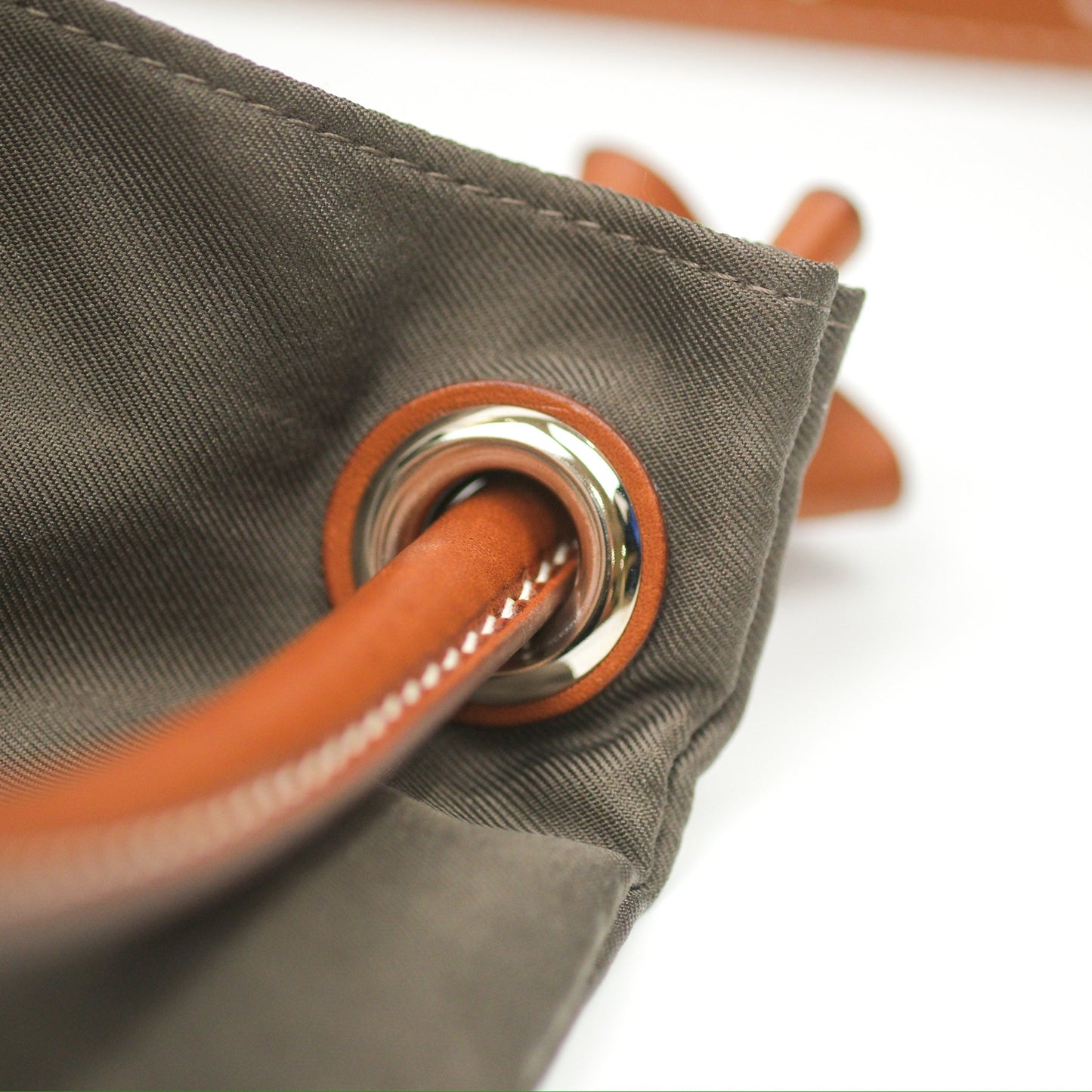 Hermès Silk City Bag Brides De Gala Khaki Grey