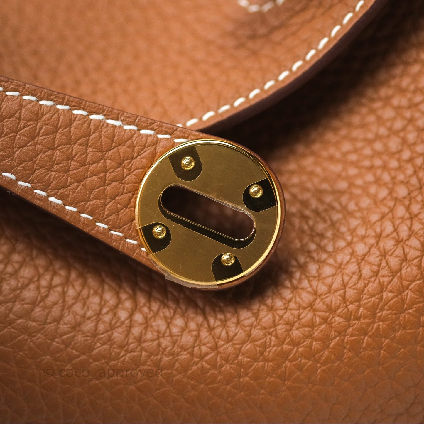 Hermès Lindy 26 Gold 37 Clemence Gold Hardware