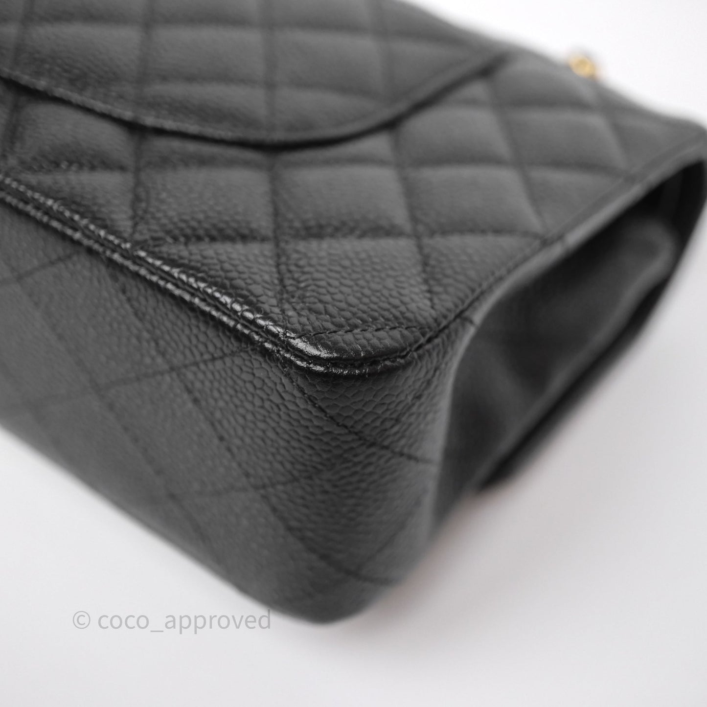 Chanel Classic M/L Medium Flap Quilted Black Caviar Gold Hardware