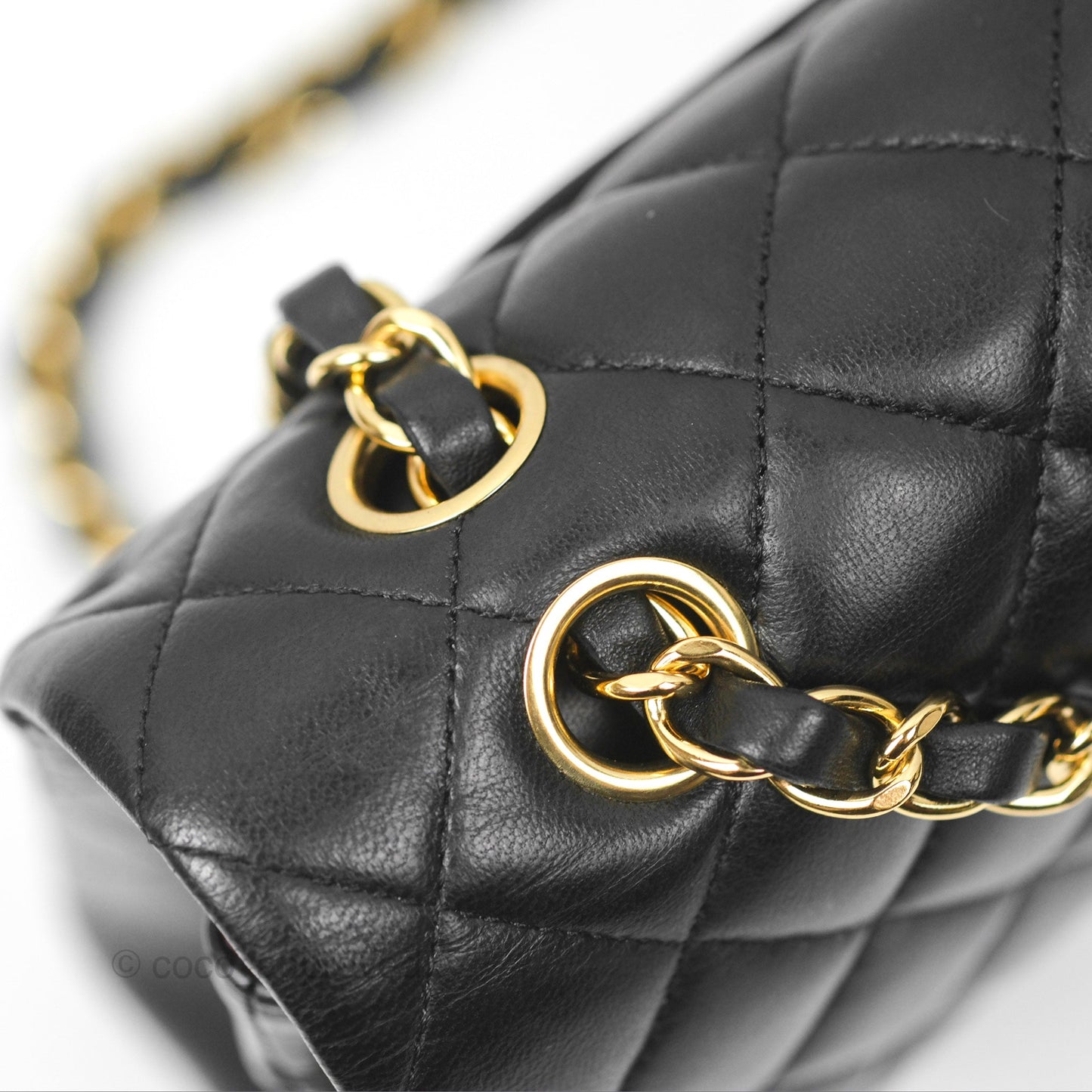 Chanel Classic M/L Medium Flap Quilted Black Lambskin Gold Hardware
